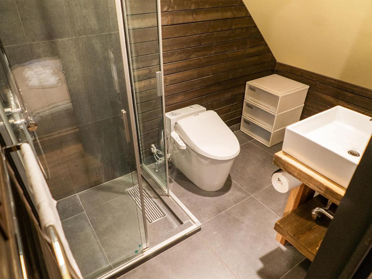 Momiji Lodge Куттян Экстерьер фото
